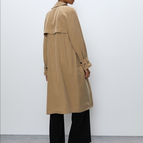 Aritzia Babaton Lawson Trench Coat - Picture 3 of 6